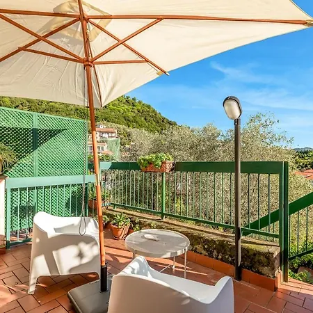Roadtothesealerici Private Parking Terrace * Lerici